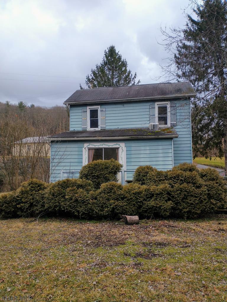 Property Photo:  12 Burnett Street  PA 16650 