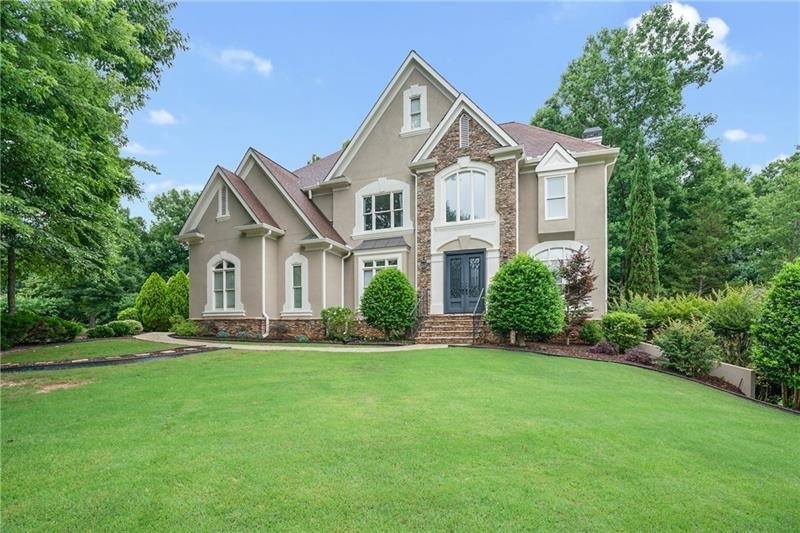 Property Photo:  145 Highland Oaks Court  GA 30004 