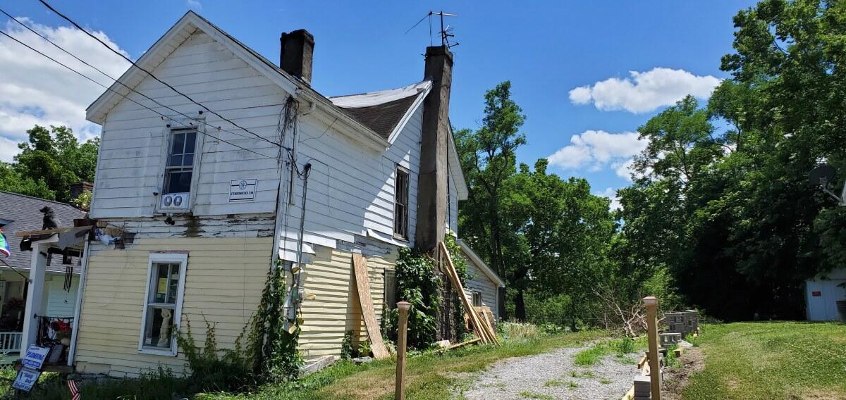 Property Photo:  468 West Broadway Street  KY 40330 