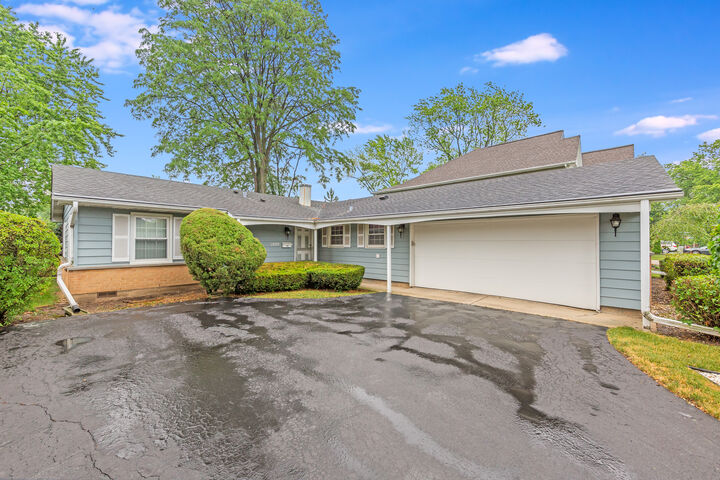 1809 N Fernandez Avenue  Arlington Heights IL 60004 photo