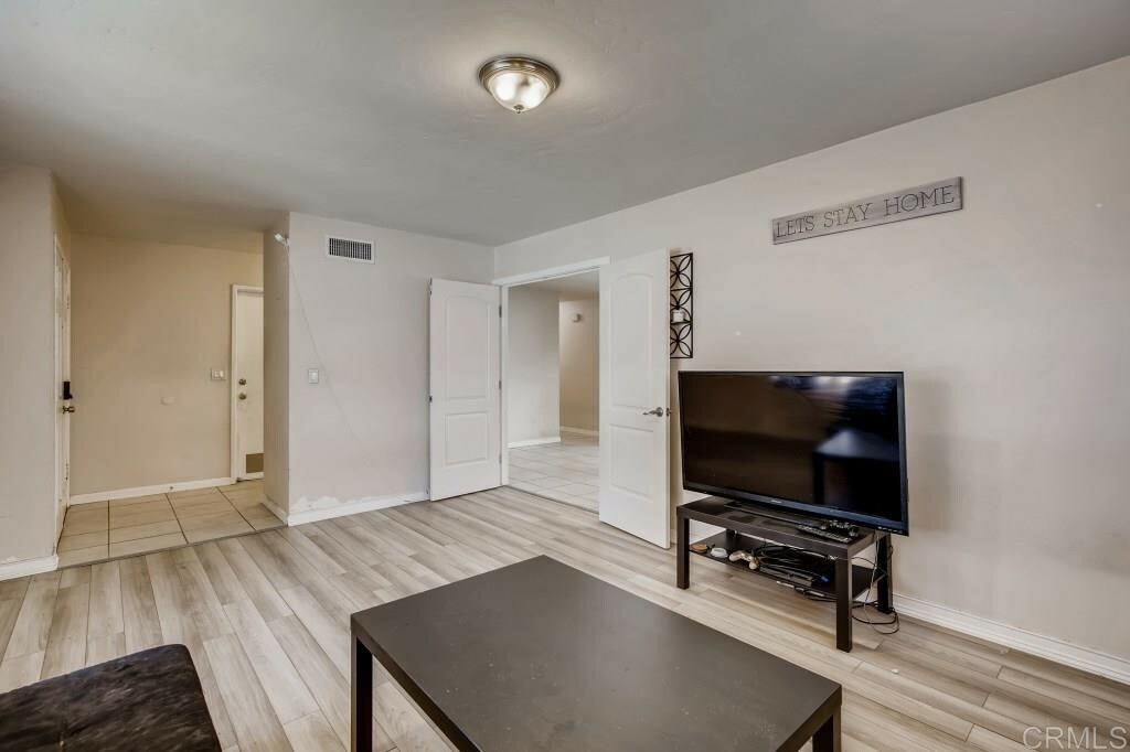 Property Photo:  748 Casa Real Court  CA 92083 