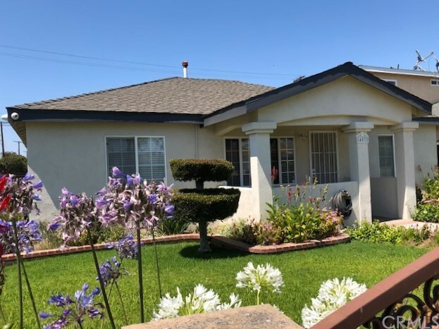 Property Photo:  403 E 228th Street  CA 90745 