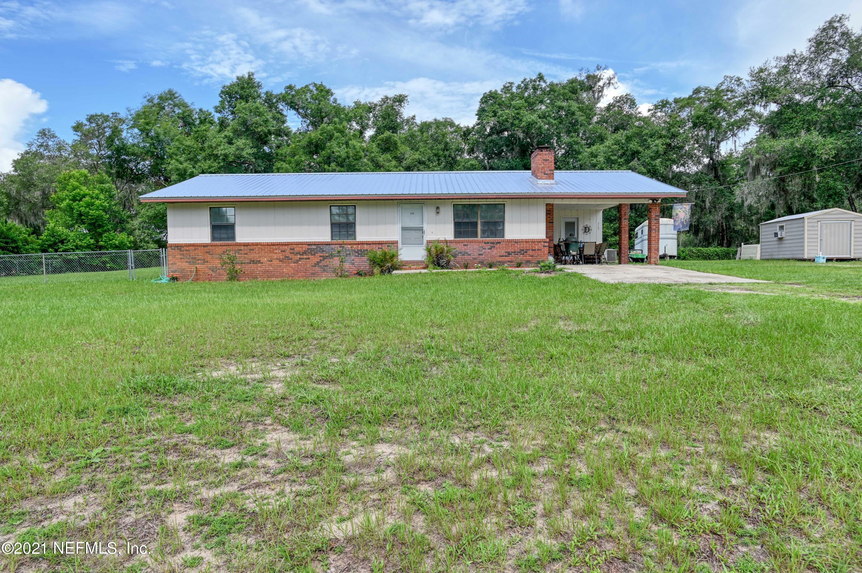 Property Photo:  115 Fern Way  FL 32187 