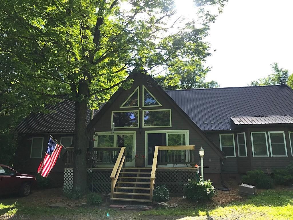 Property Photo: 3097 Beans Cove Road PA 15535