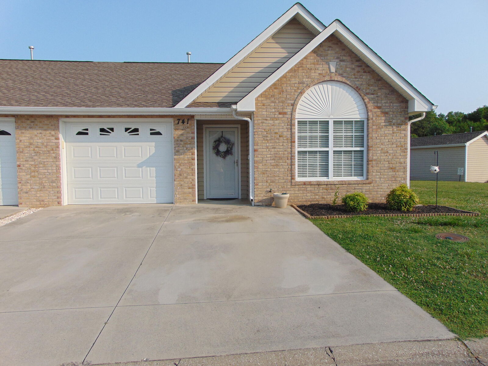 Property Photo: 741 Greensboro Way TN 37912