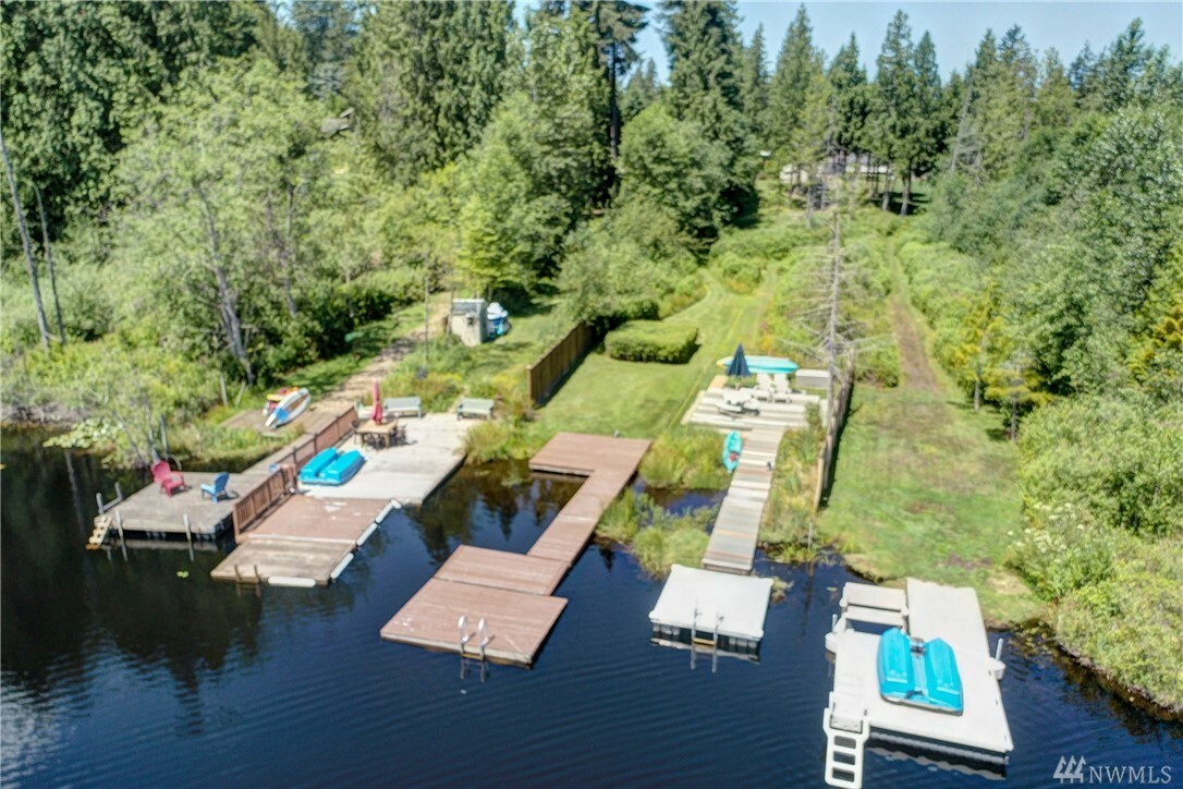 Property Photo:  21413 W Lost Lake Rd  WA 98296 