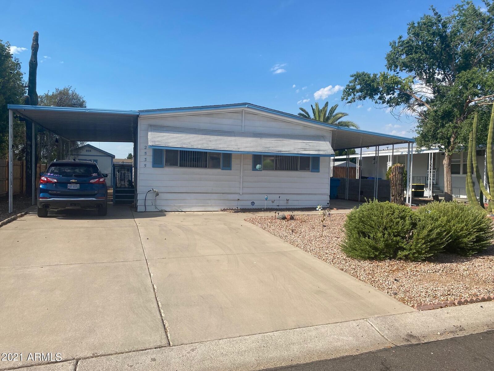 Property Photo: 2535 E Oraibi Drive AZ 85050