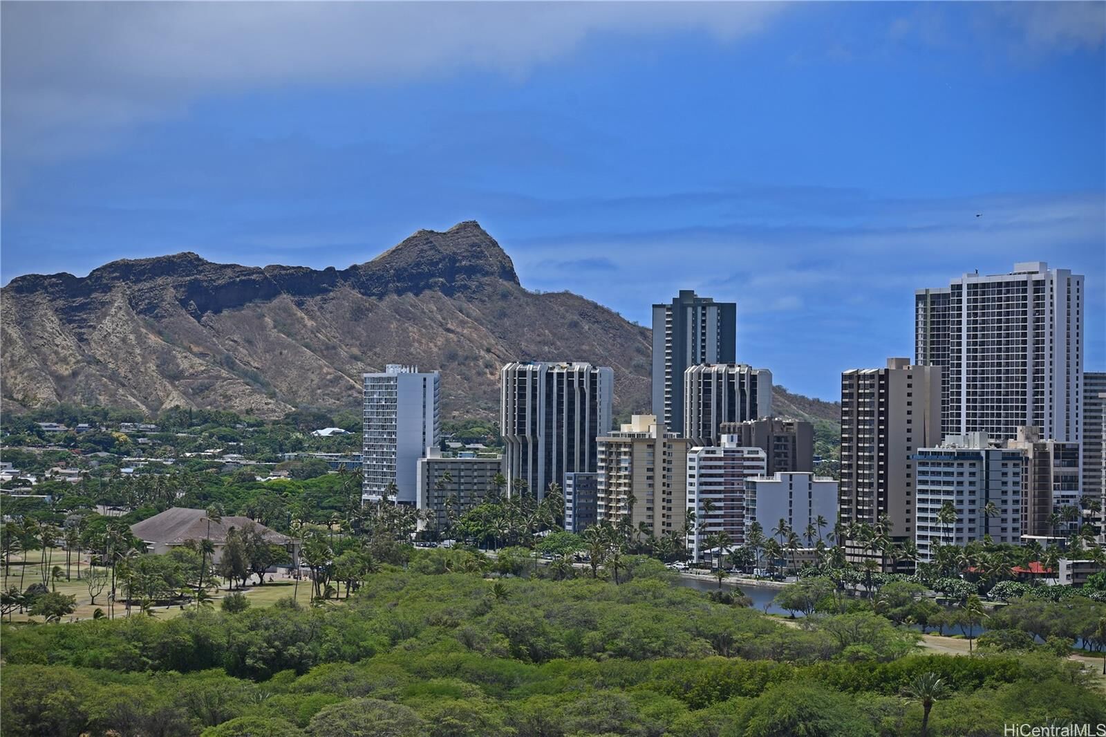 Property Photo:  583 Kamoku Street 1905  HI 96826 