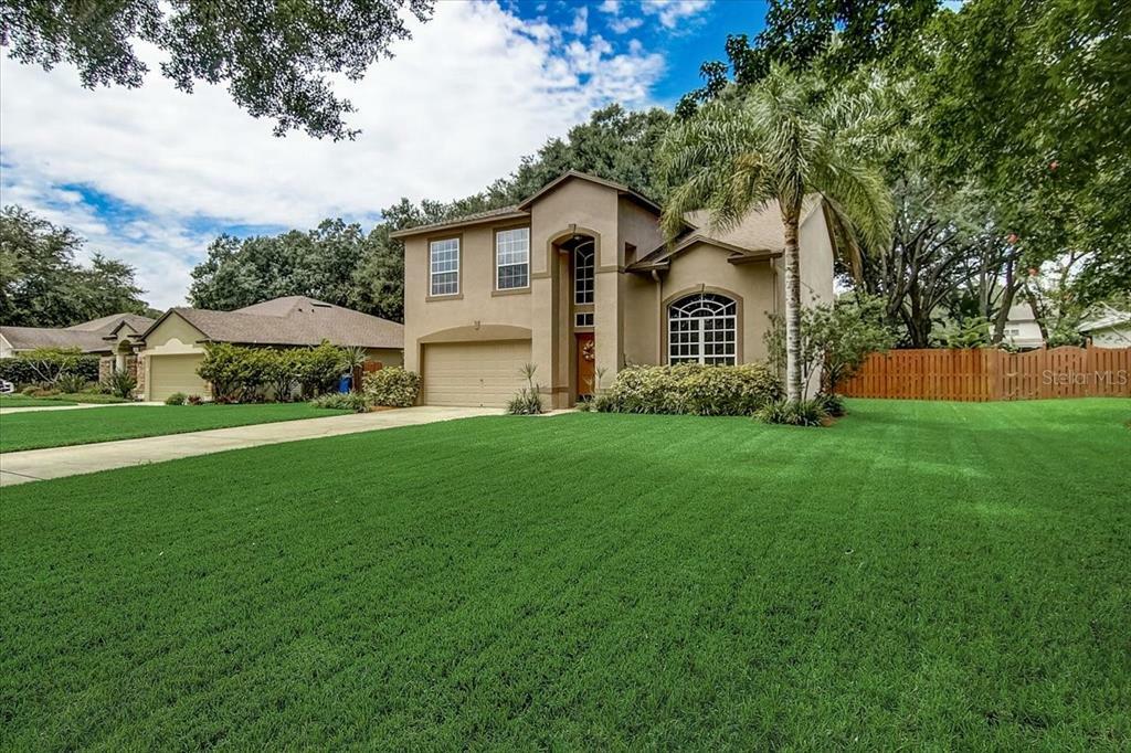 Property Photo:  1528 McCrea Drive  FL 33549 