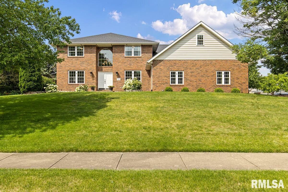 Property Photo:  424 Stoneway  IL 61550 