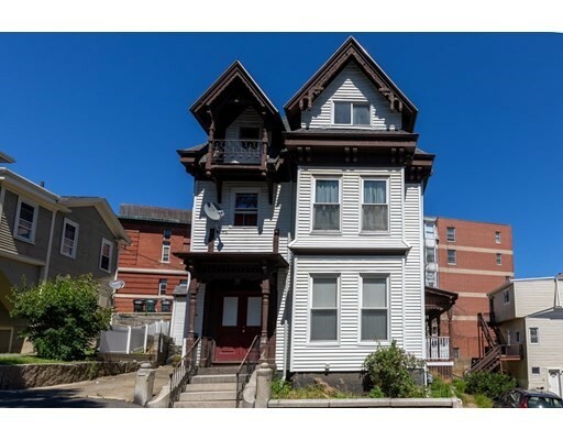 Property Photo:  31 Chestnut St 3  MA 01930 