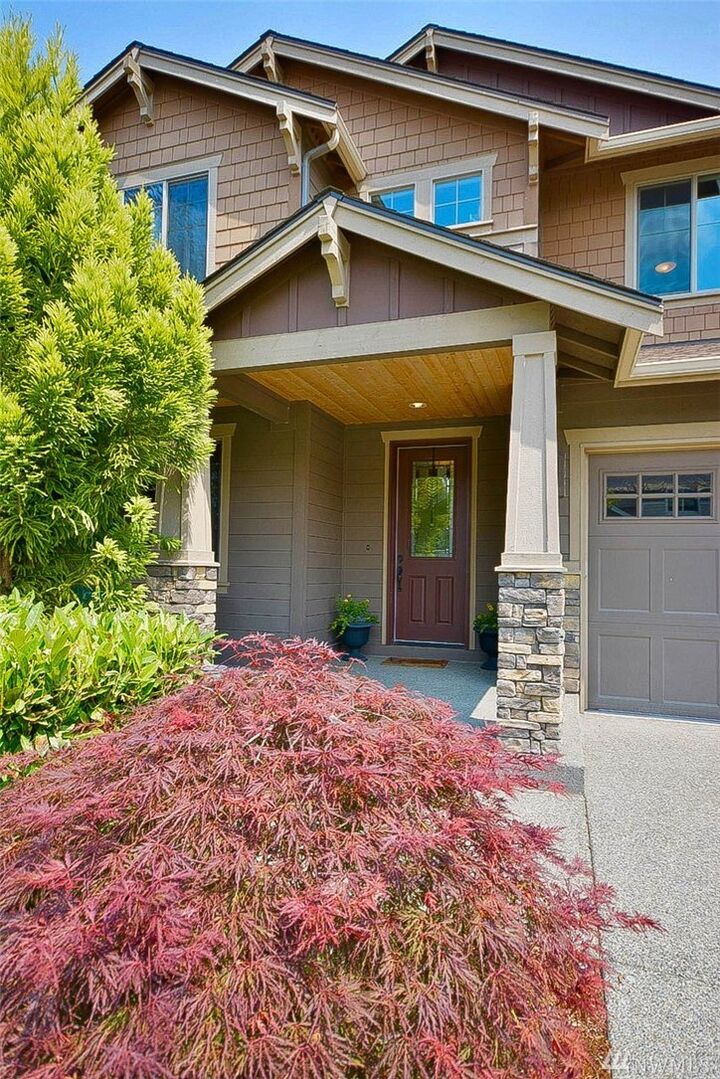 Property Photo: 13613 96th Ave E WA 98373