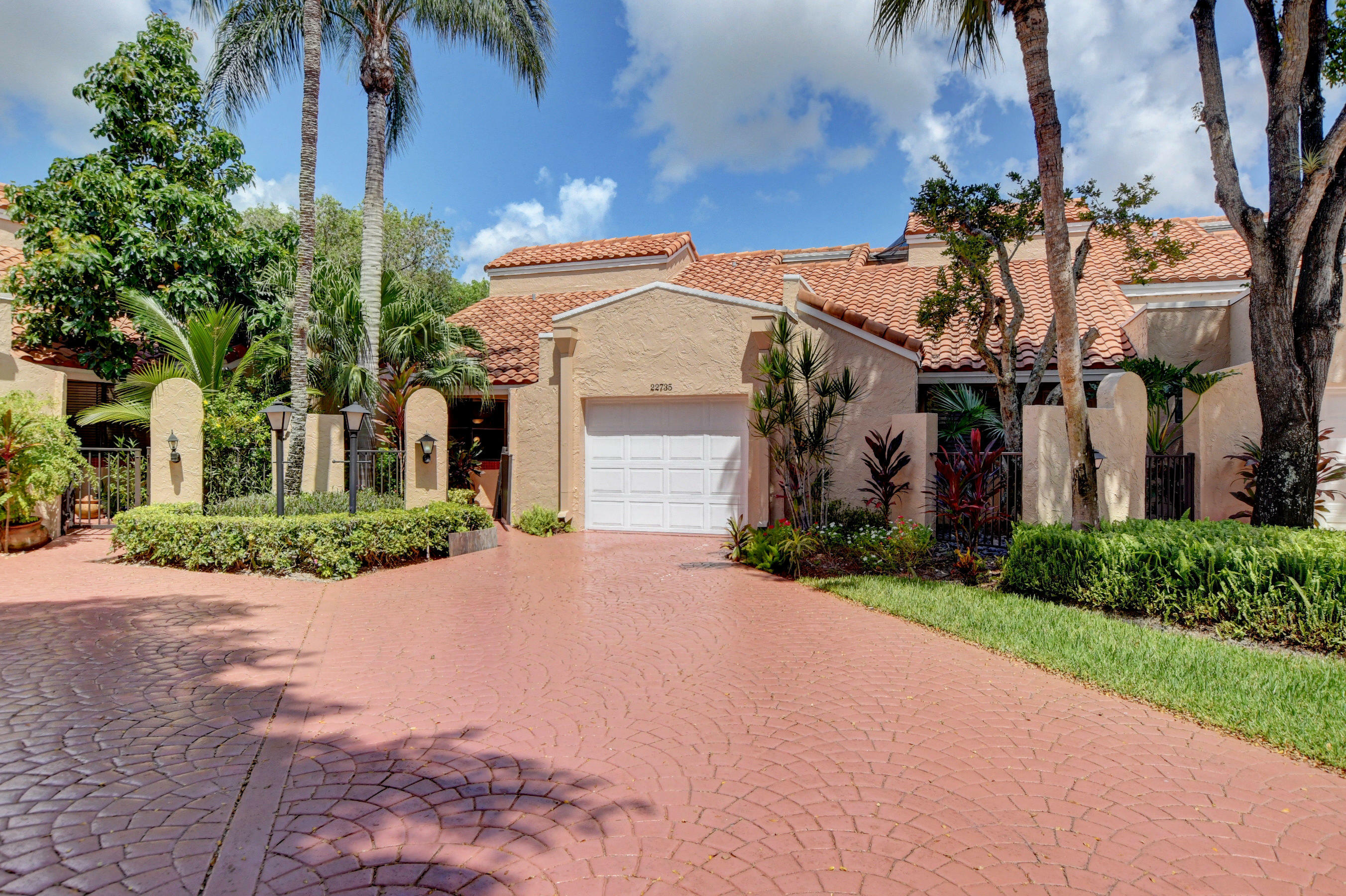 Property Photo:  22735 Meridiana Drive  FL 33433 