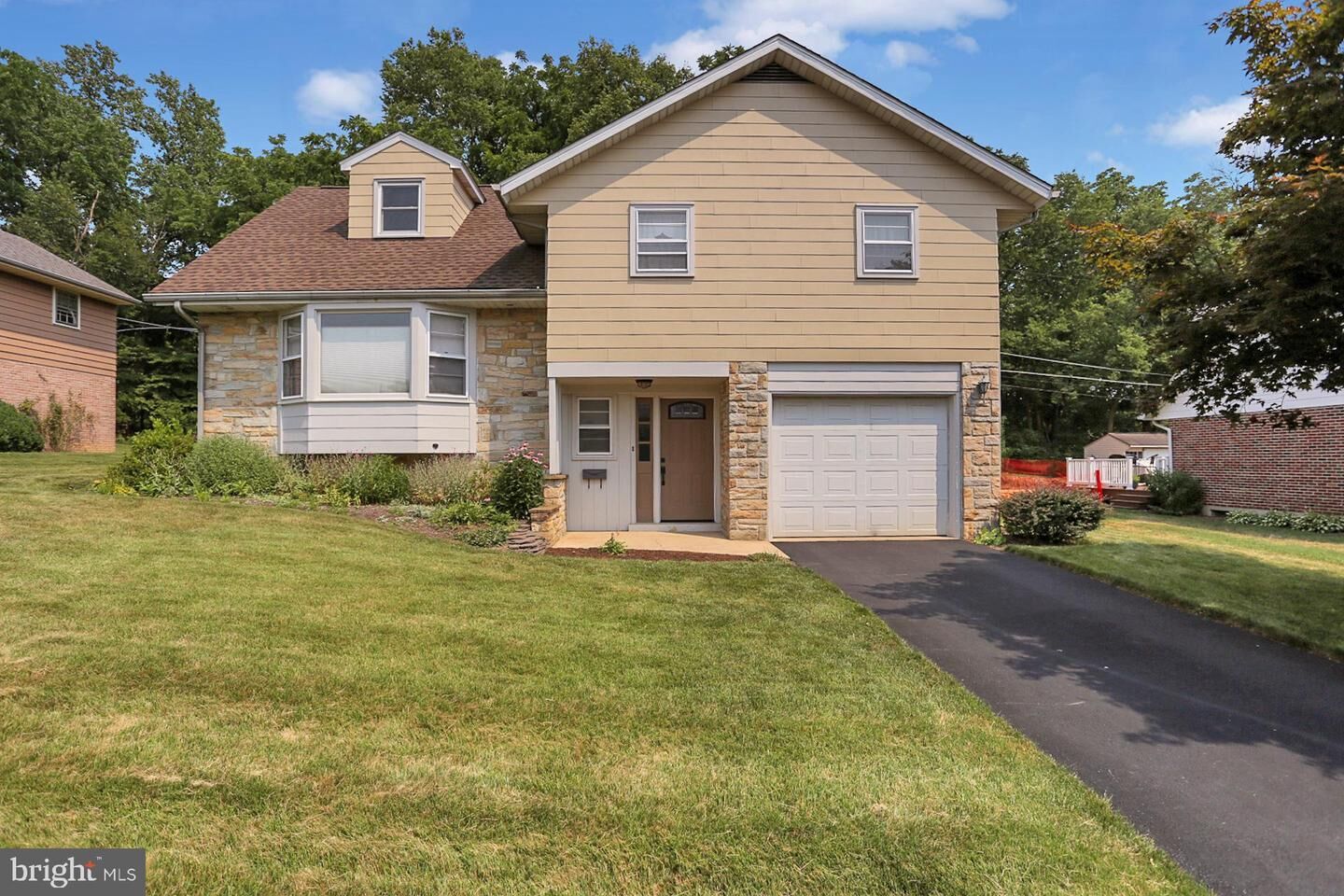 Property Photo:  319 Holland Street  PA 19607 
