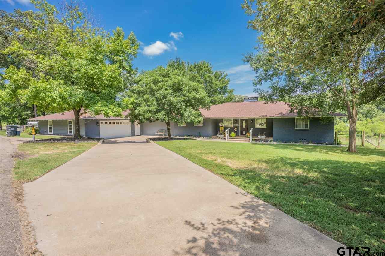 Property Photo:  254 County Road 2229  TX 75773 