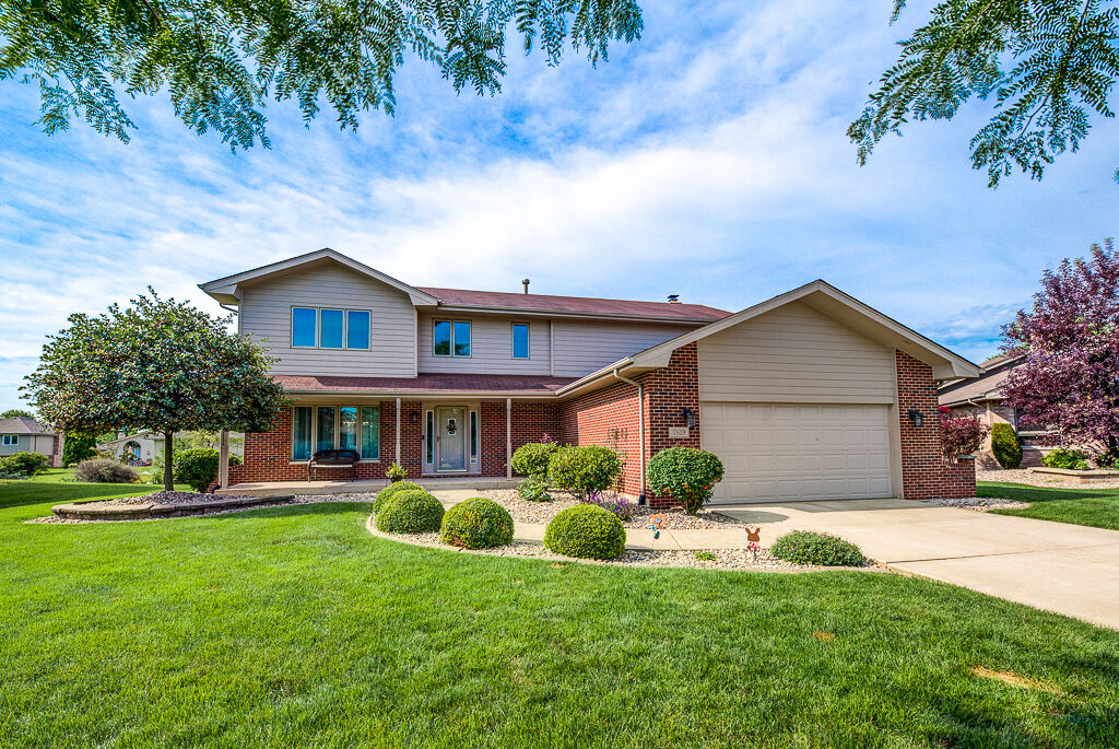 Property Photo: 7619 Bayfield Drive IL 60487