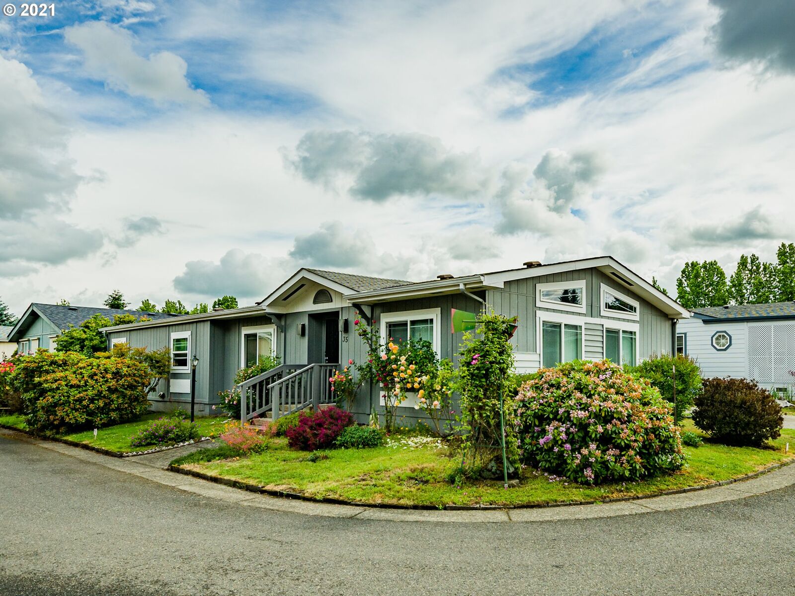 Property Photo: 5102 NE 121st Ave WA 98682