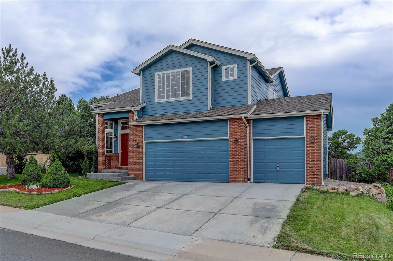 Property Photo: 890 Whispering Oak Drive CO 80104
