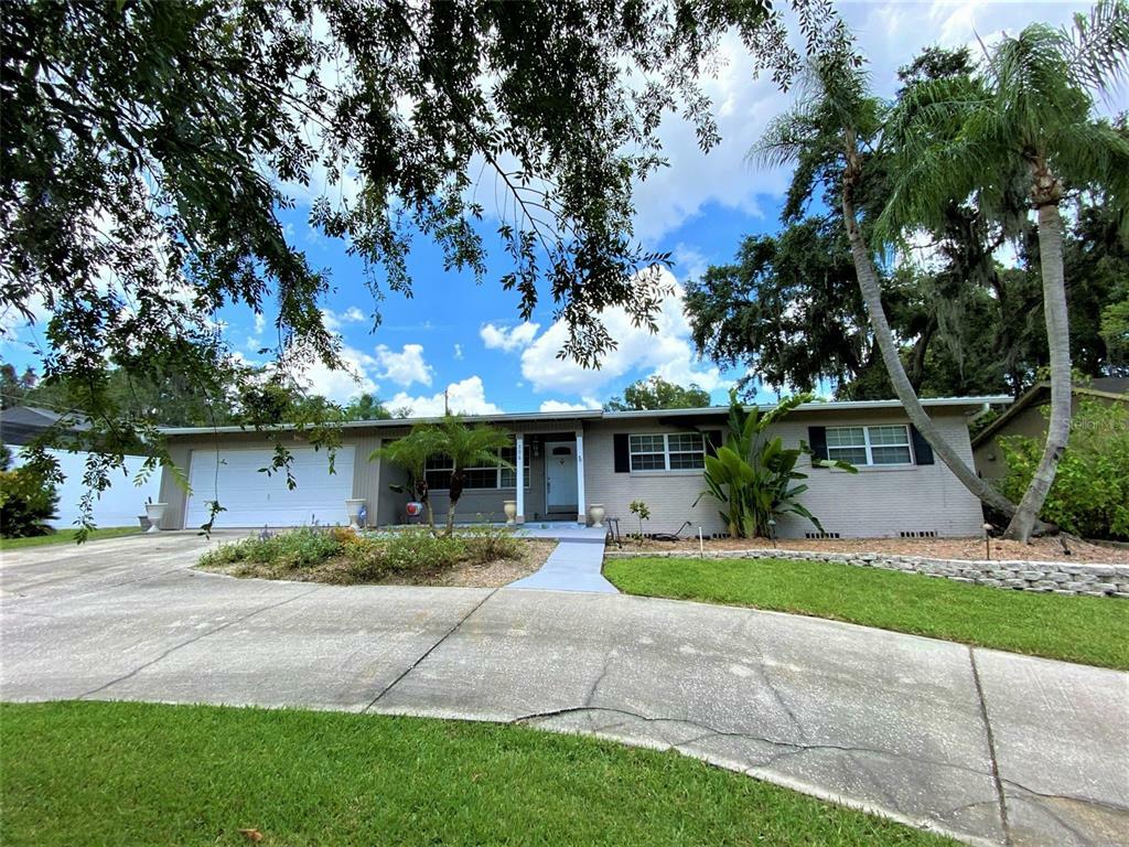 Property Photo:  306 S Riverhills Drive  FL 33617 