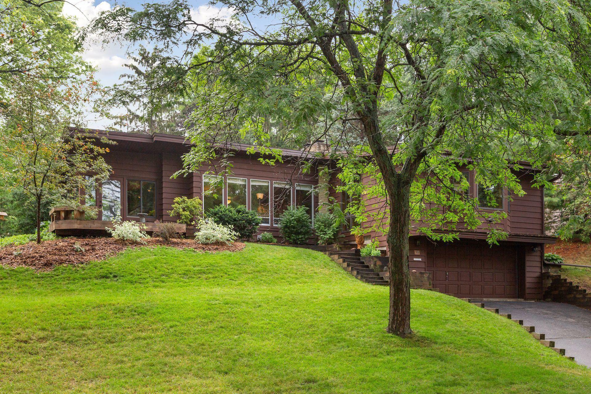 Property Photo:  3101 Kyle Avenue N  MN 55422 