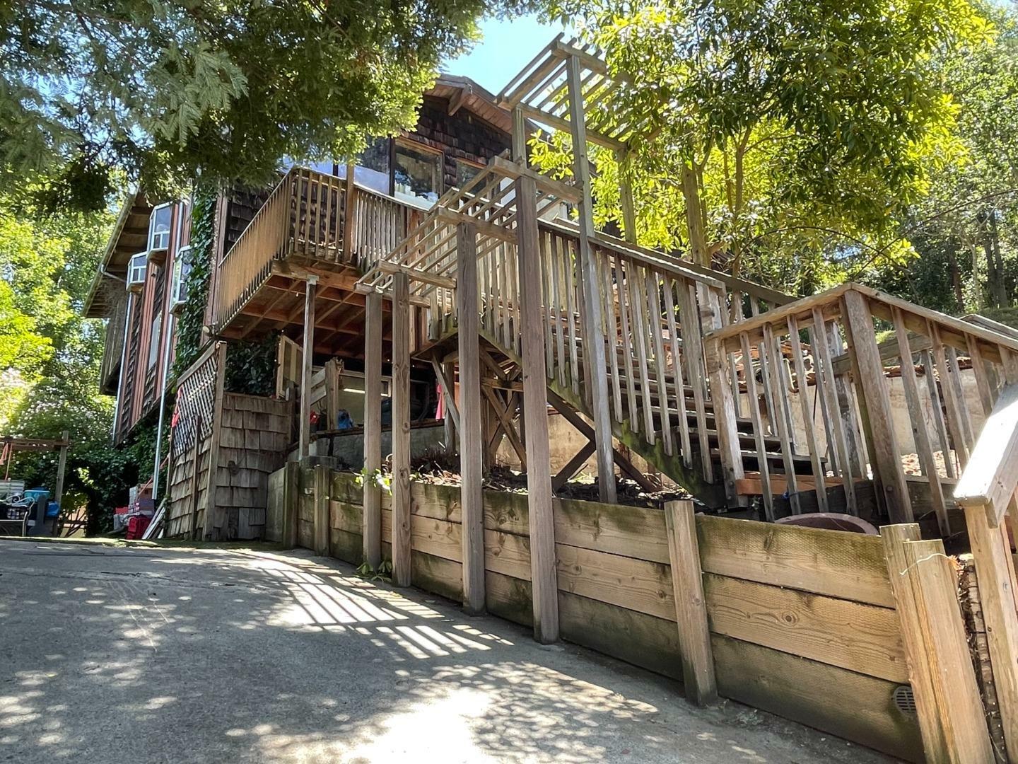 Property Photo: 120 Linda Court CA 95003