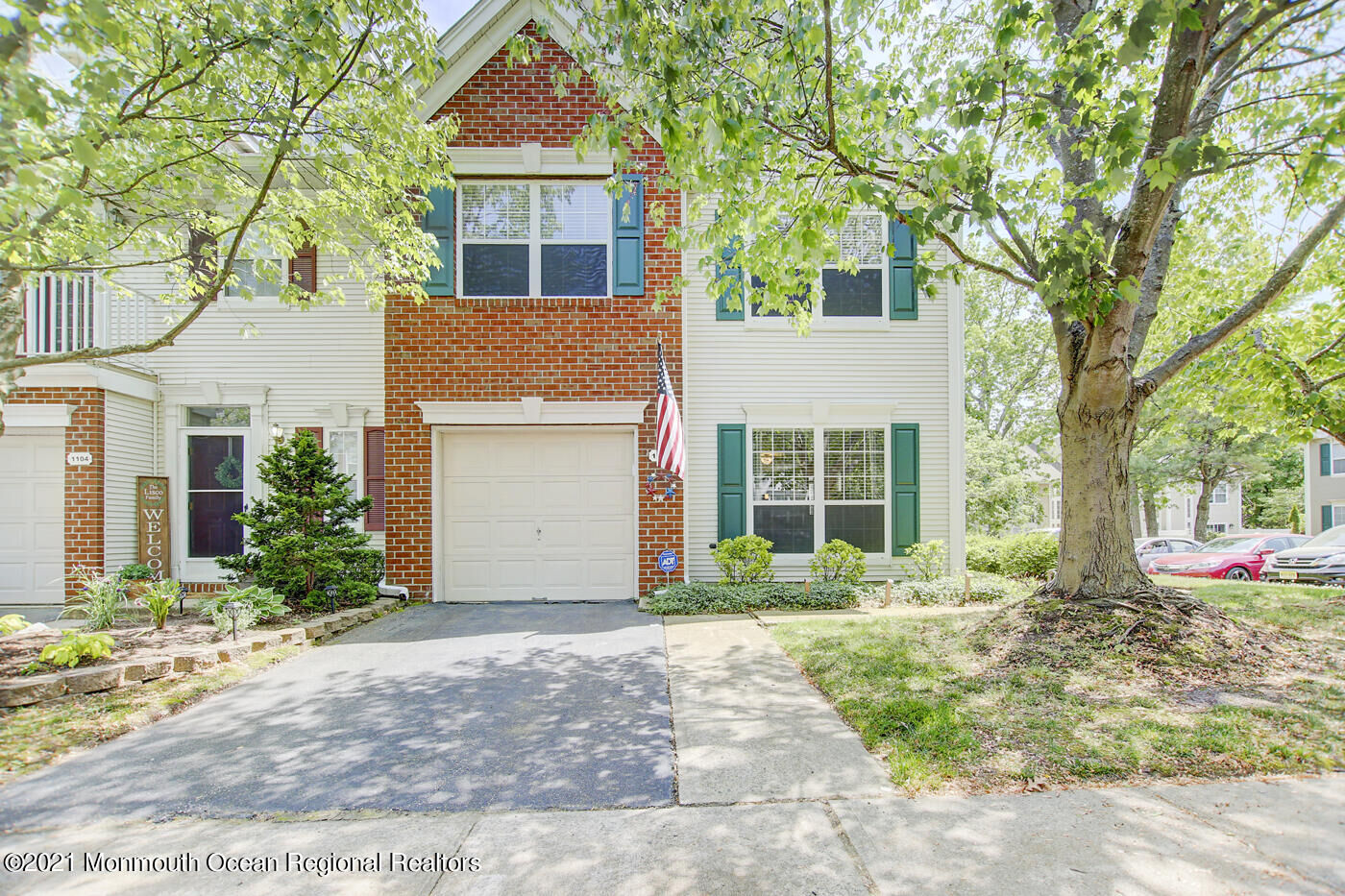 Property Photo:  1105 King George Lane  NJ 08753 