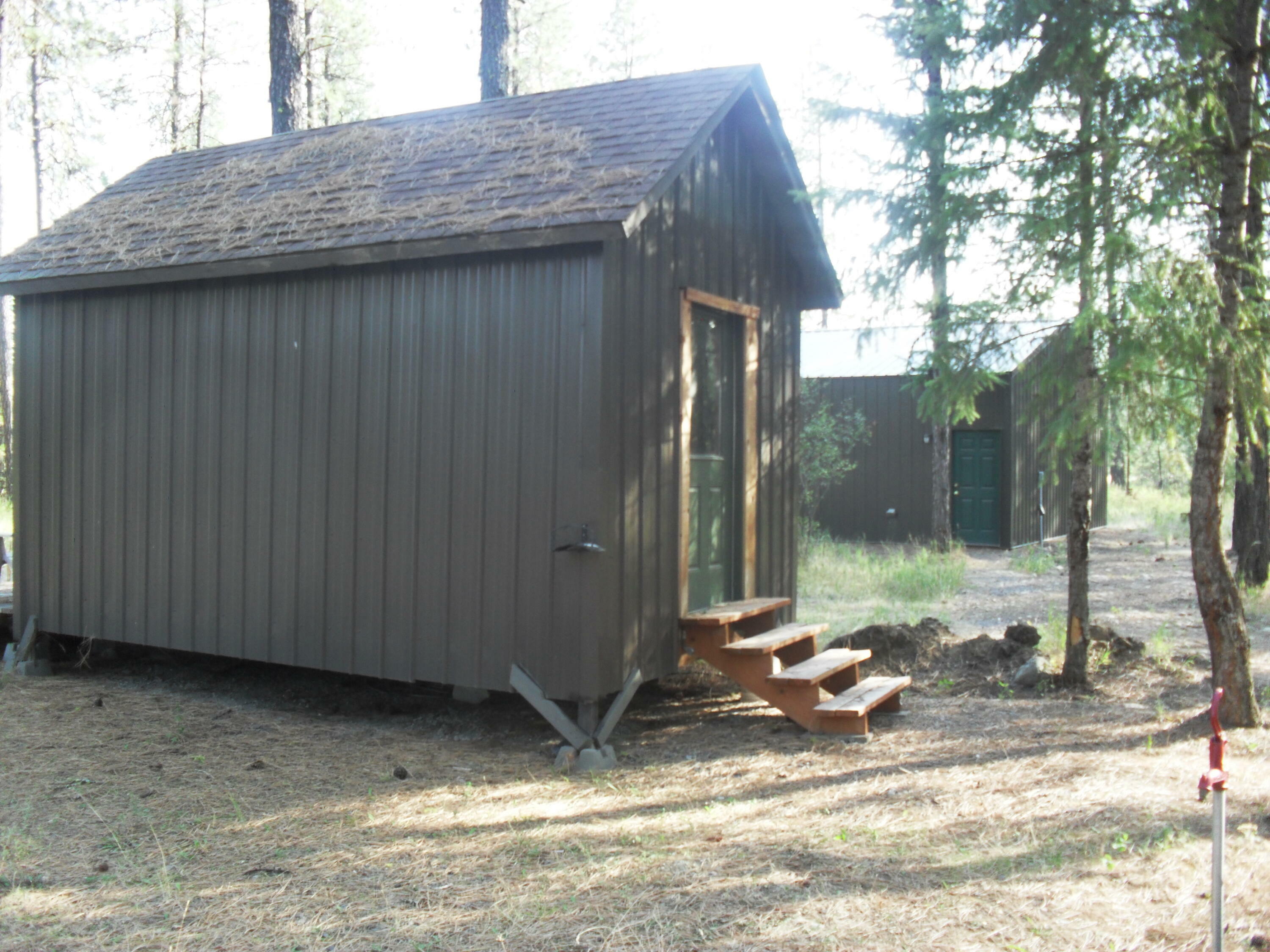 Property Photo:  1870 Brooks Rd  WA 99126 