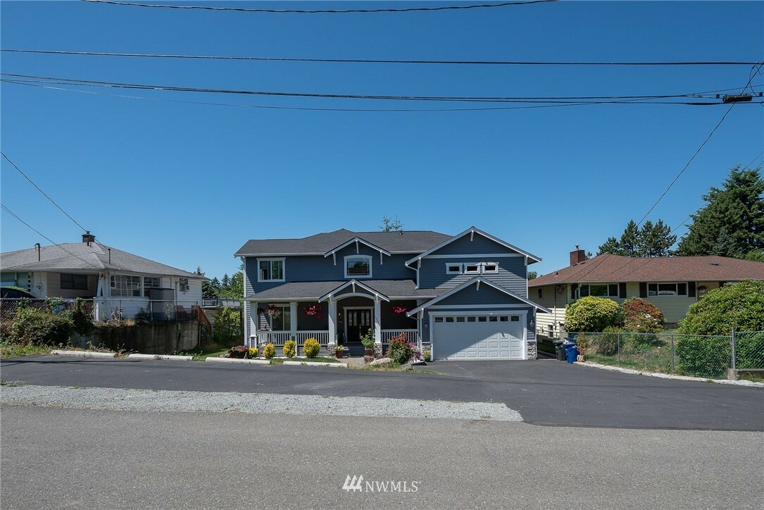 Property Photo:  14129 12th Avenue SW  WA 98166 