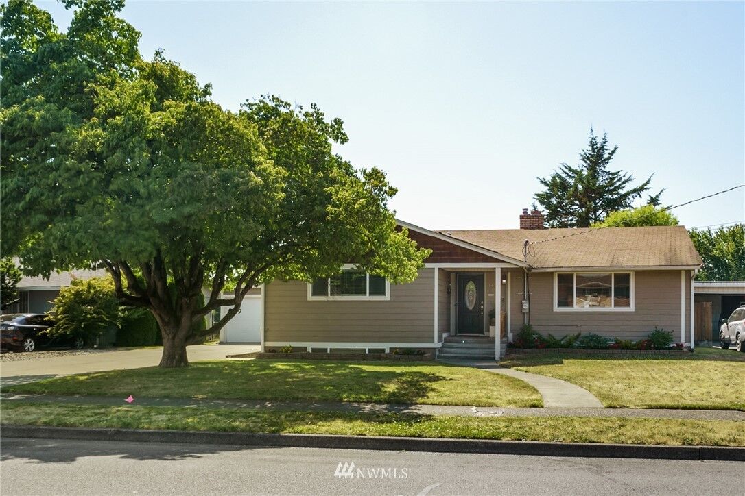 Property Photo:  1415 G Street SE  WA 98002 