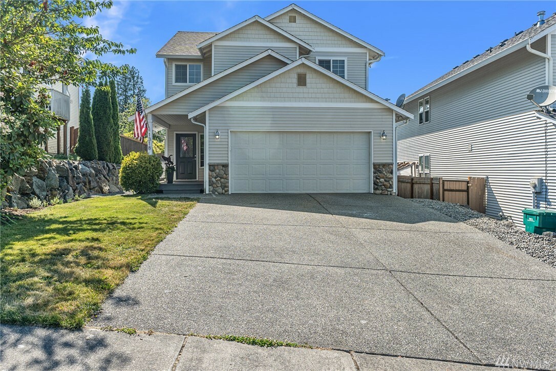 Property Photo:  1318 113th Ave SE  WA 98258 