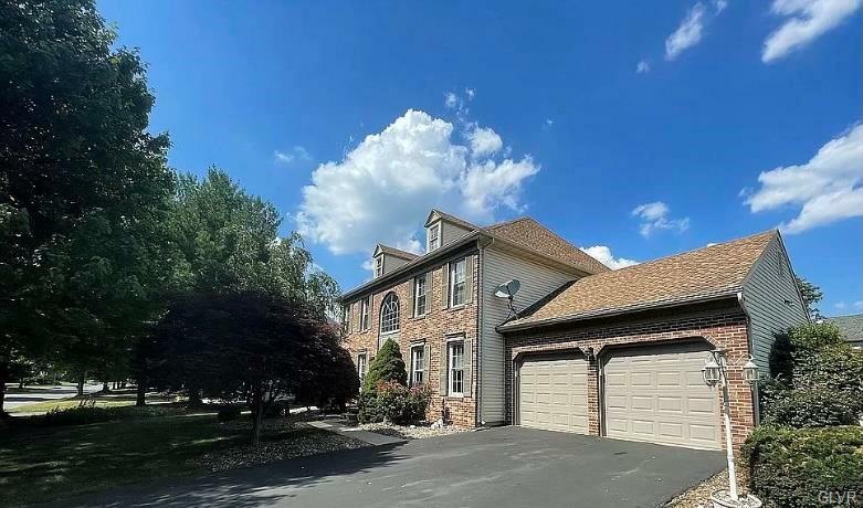 Property Photo:  4632 Kathi Drive  PA 18017 