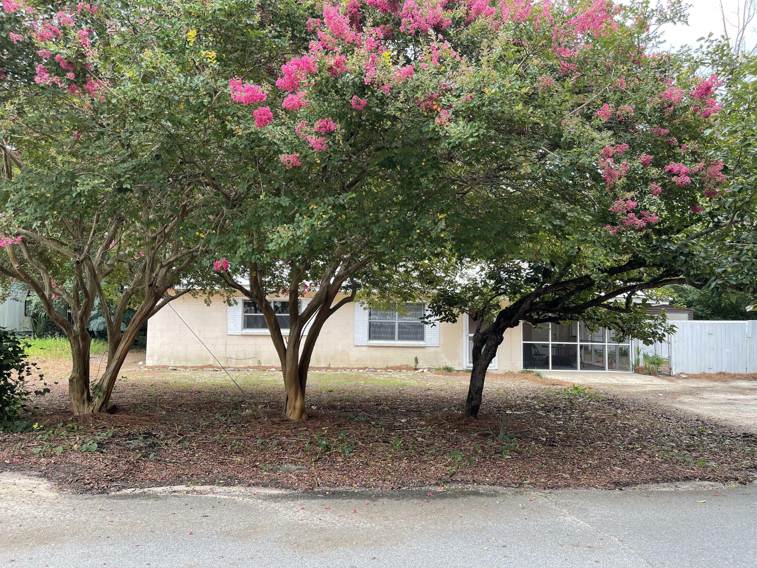 Property Photo:  1051 48th Street  FL 32578 