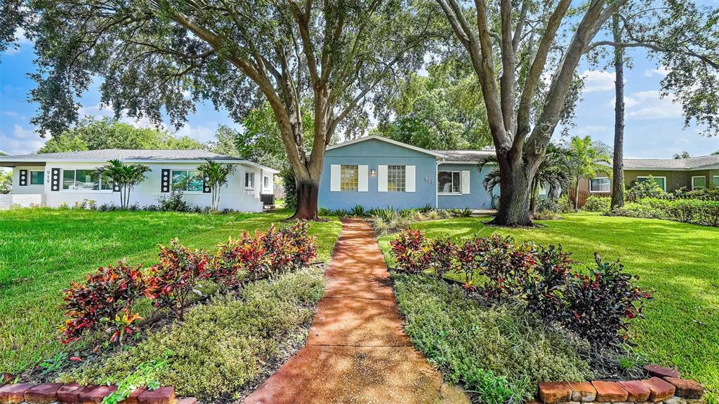 Property Photo:  927 38th Avenue NE  FL 33704 