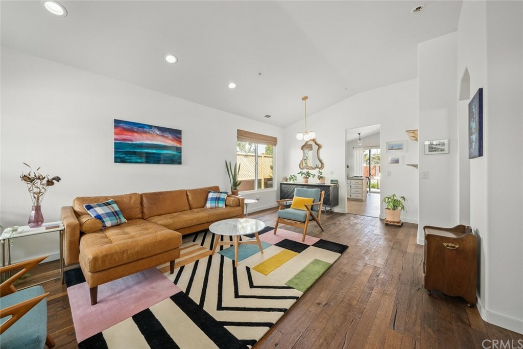 Property Photo:  3883 Poinsettia Street  CA 93401 