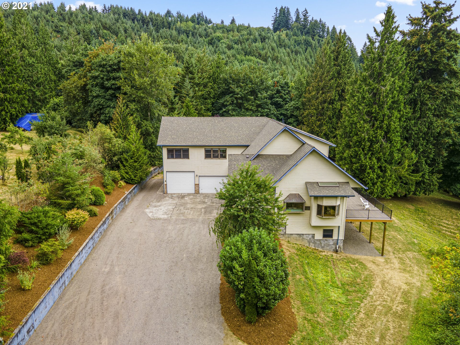 Property Photo:  250 Forest Park Rd  WA 98674 