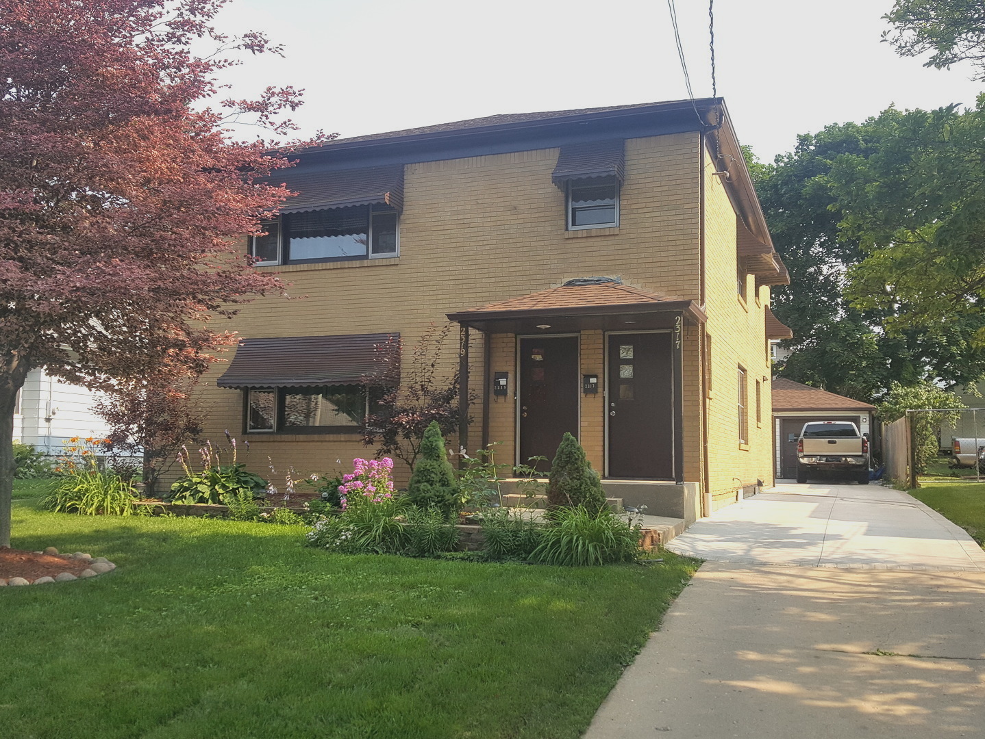 Property Photo:  2317 9th Avenue  IL 61104 