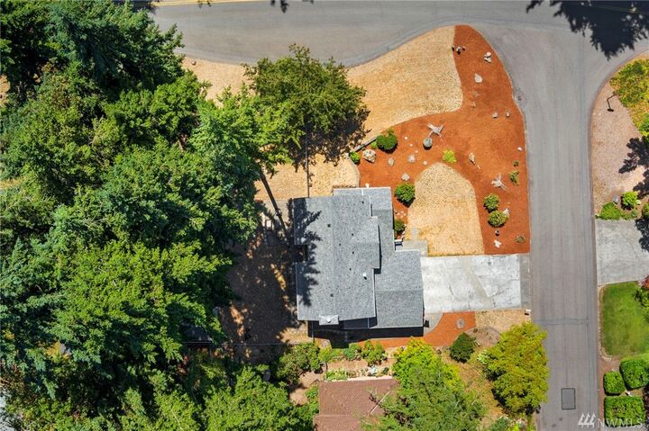 Property Photo:  13200 Silverhill Place NW  WA 98383 