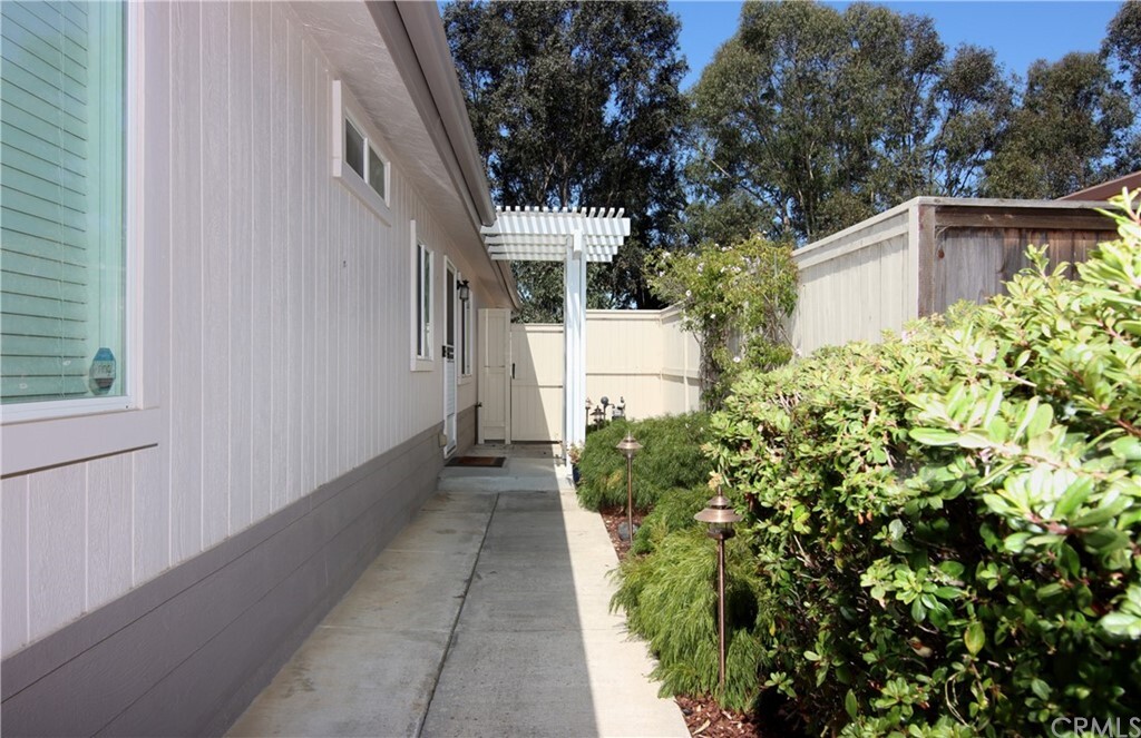 Property Photo: 3231 Turtle Creek Drive CA 93455