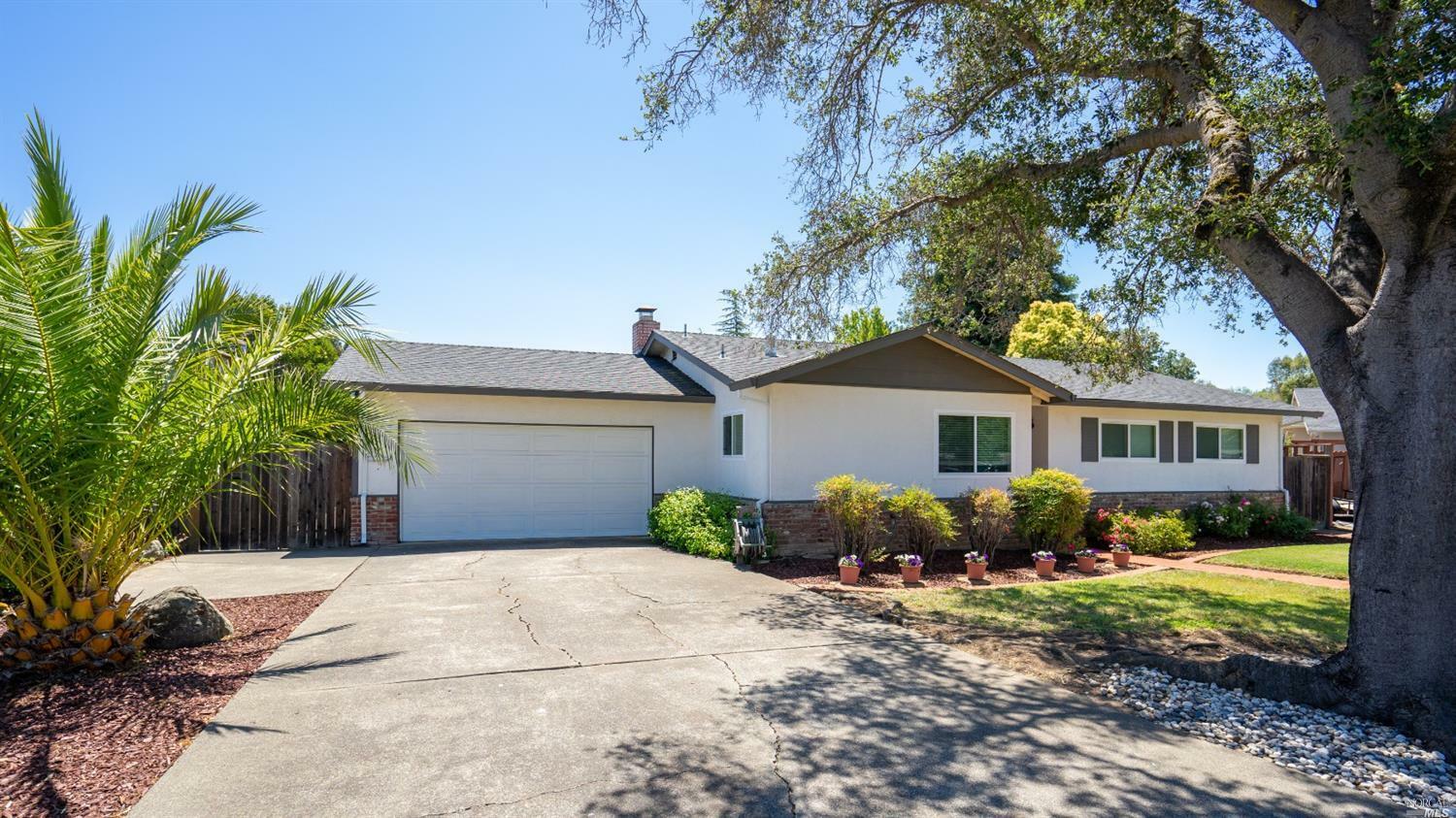 Property Photo:  7 Santiago Court  CA 94947 