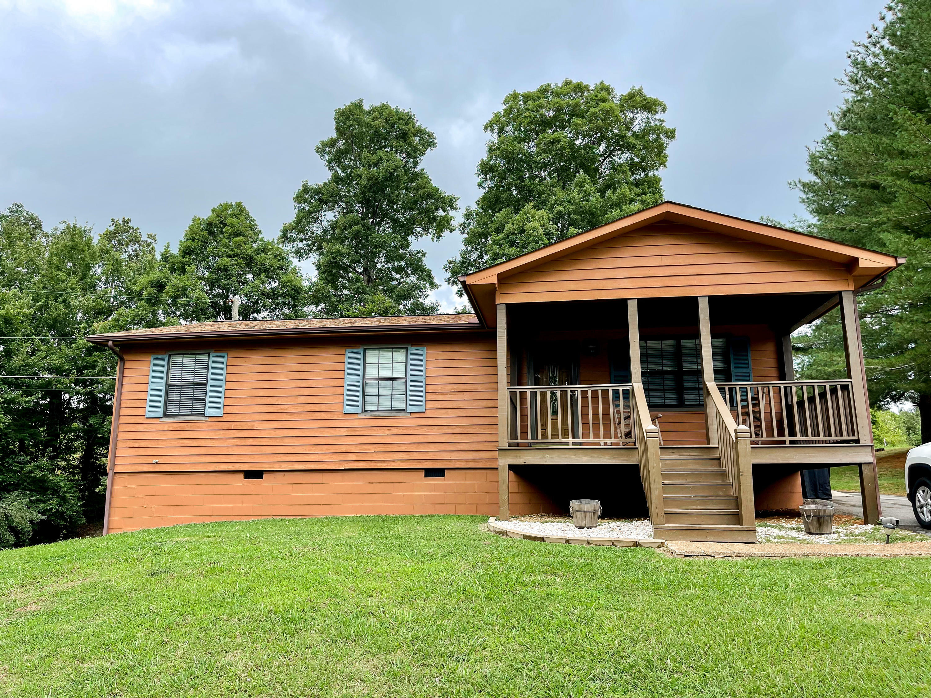 Property Photo:  4935 Maple Hill Rd  TN 37774 