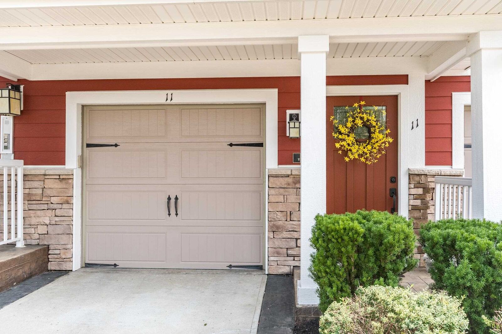 Property Photo:  1841 Riverpointe Court  KY 41074 