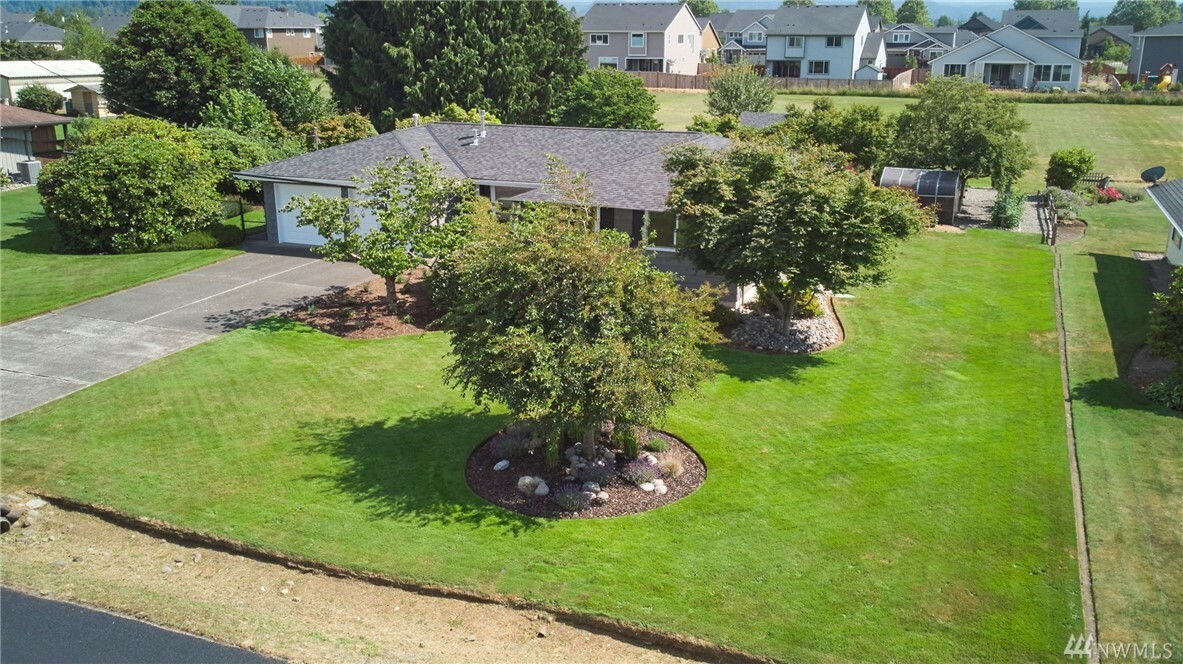 Property Photo:  24601 SE 448th St  WA 98022 