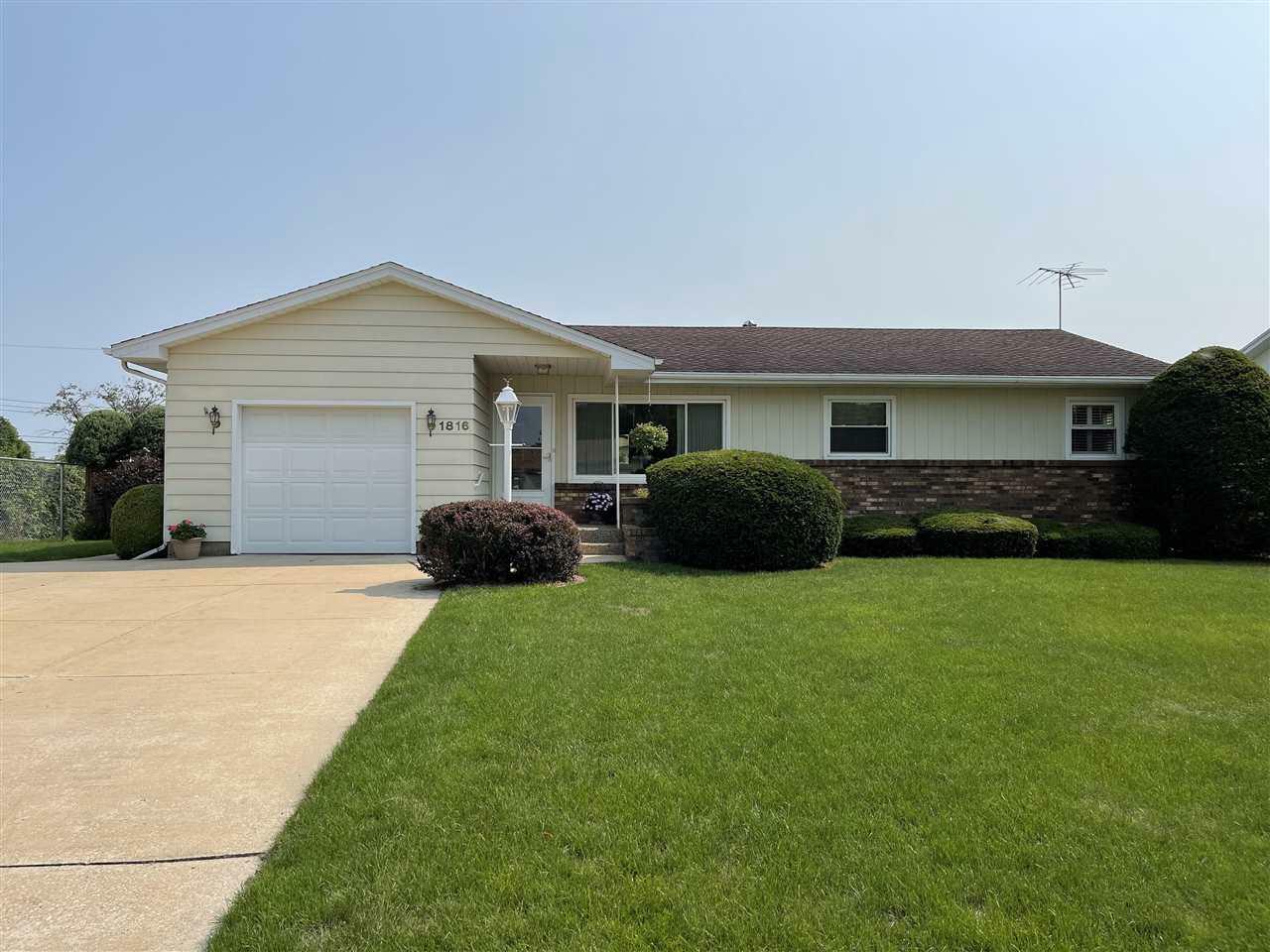 Property Photo:  1816 Northgate Dr  WI 53511 