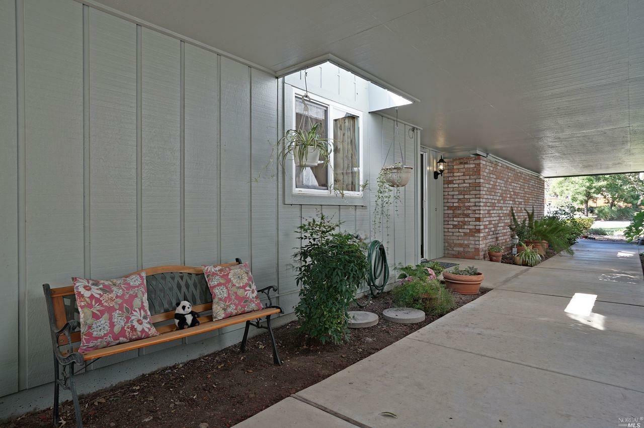 Property Photo: 174 White Oak Drive CA 95409
