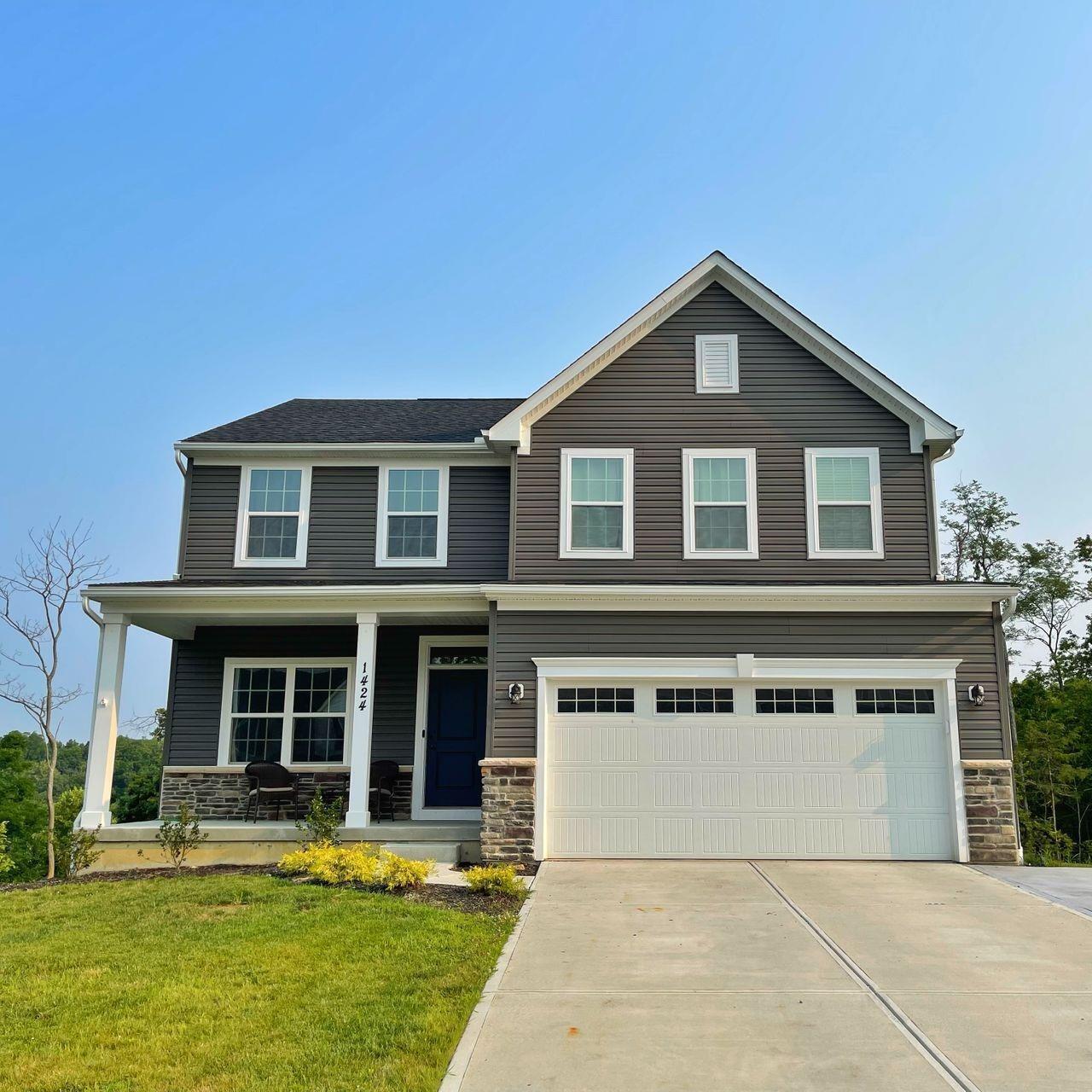 Property Photo: 1424 Pine Bluffs Way OH 45150