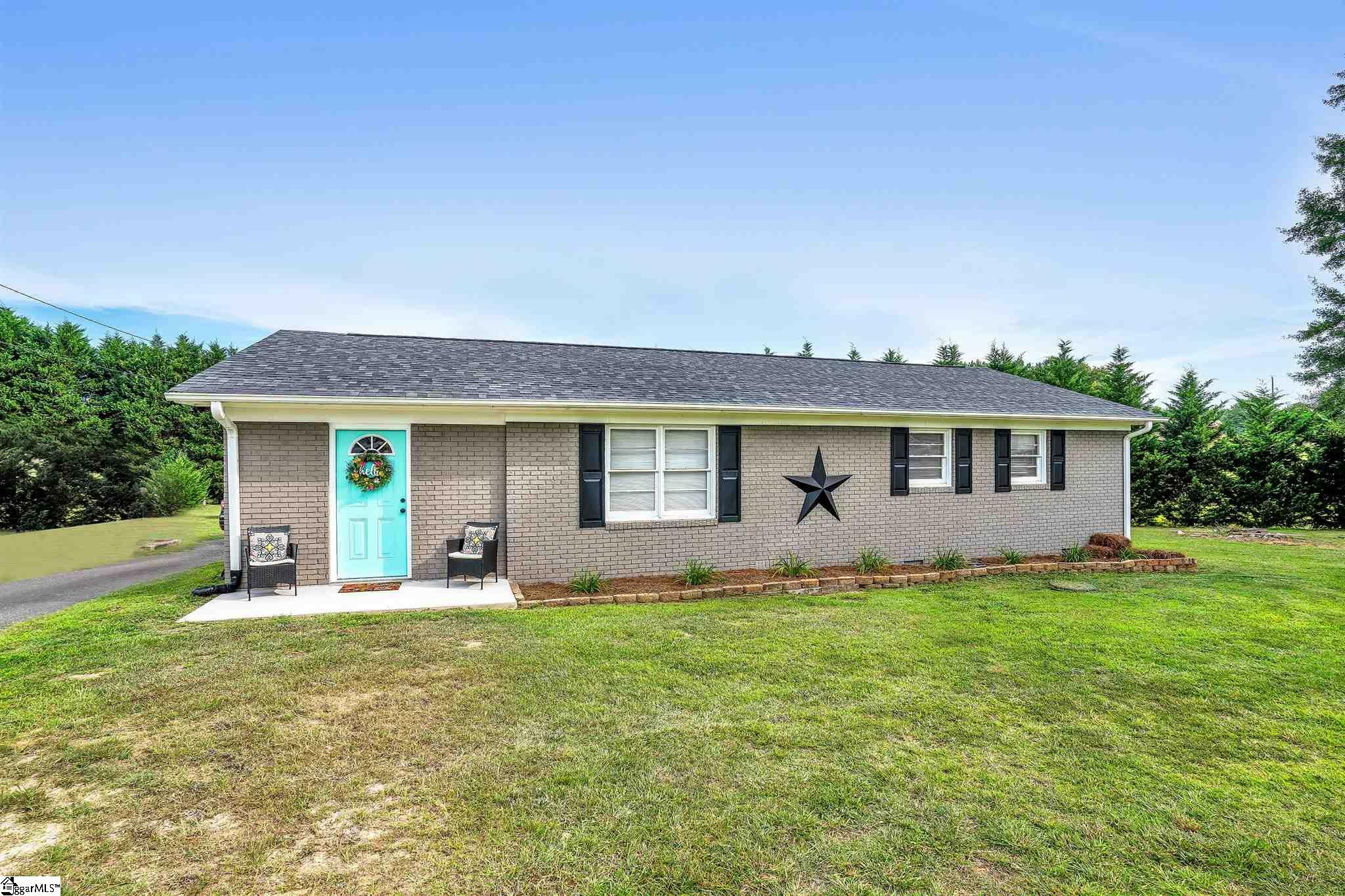 Property Photo:  310 Mountain View Road  SC 29316 