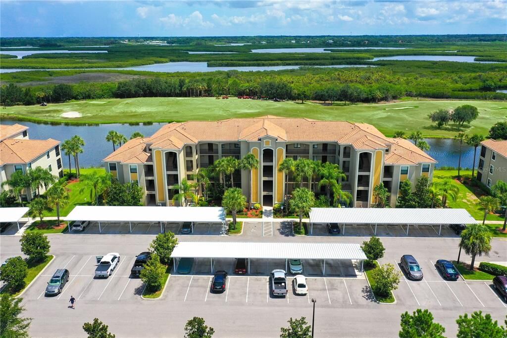 Property Photo:  7019 River Hammock Drive 104  FL 34212 