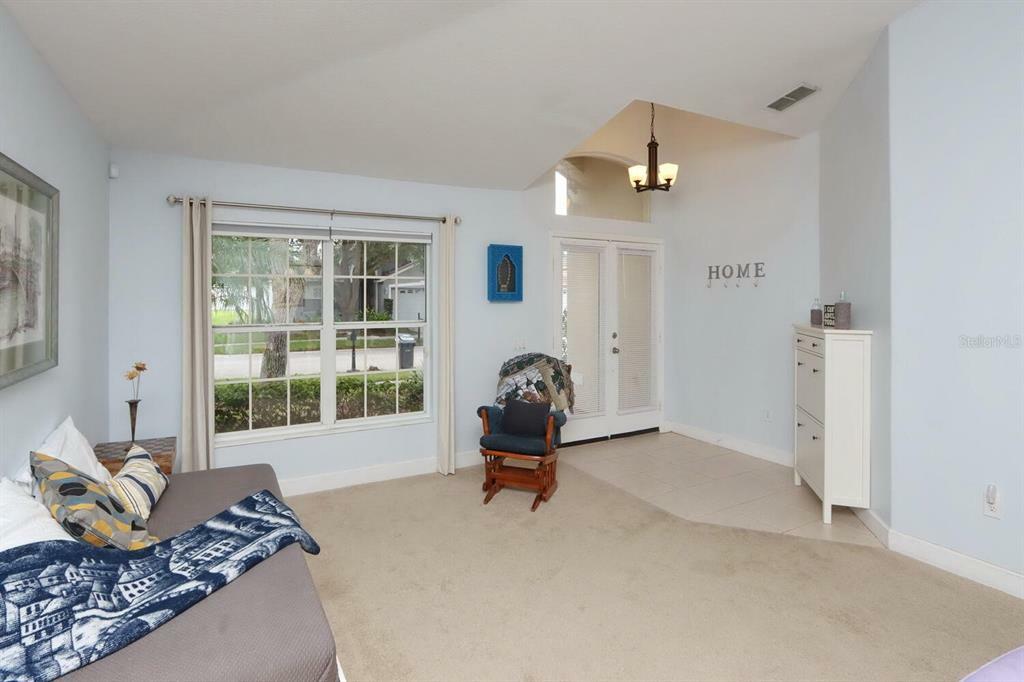 Property Photo:  5203 Abbey Park Avenue  FL 33647 