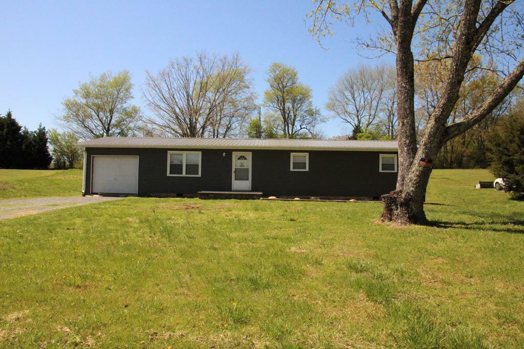 Property Photo:  136 Co Rd 510  TN 37329 