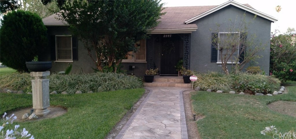 Property Photo:  2847 N I Street  CA 92405 